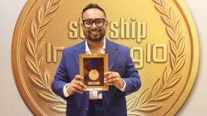 ‘ইন্সপায়ারিং টেন’ সম্মাননা পেলেন নির্মাতা রায়হান রাফী