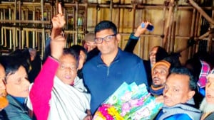 সুষ্ঠু ভোটের কোনও সম্ভাবনা দেখি না: শামীম হায়দার পাটোয়ারী