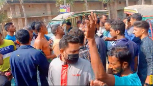 ঝিকরগাছায় বিএনপি ও জামায়াত সমর্থকদের সংঘর্ষ, আহত ১০