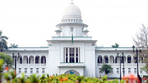 অসত্য সংবাদ প্রকাশ করলে আদালত অবমাননার দায় নিতে হবে