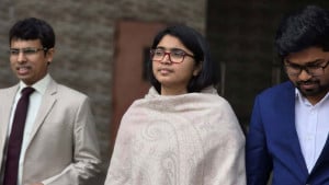 ফুটবল প্রতীকে নির্বাচন করতে চান তাসনিম জারা