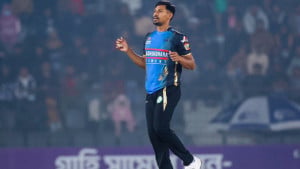 মুস্তাফিজ দারুণ পেশাদার, অসম্ভব বিনয়ী: আর্থার 