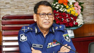 নির্বাচন সুষ্ঠু করতে দেড় লাখ পুলিশকে প্রশিক্ষণ দেওয়া হচ্ছে