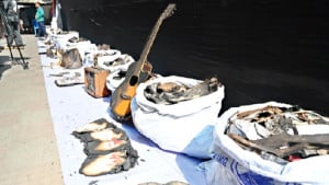২৪ দিনেও সরকারের কেউ খোঁজ নেয়নি