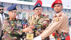 বিএনসিসির সমাপনী কুচকাওয়াজ পরিদর্শন সেনাপ্রধানের