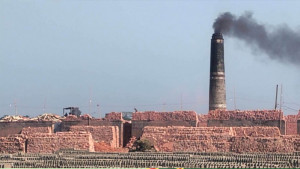 ছাড়পত্র ছাড়াই চলছে ২৮ ইটভাটা