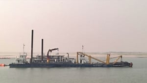 নাব্য ফেরাতে বছর বছর নদীতে পড়ছে সরকারি টাকা