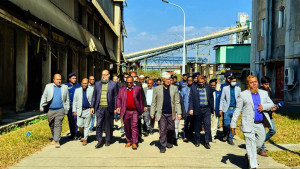 অসম্পূর্ণ গ্যাস লাইন-রজ্জুপথে থমকে আছে উৎপাদন