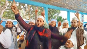 ৫ জেলার এমপি প্রার্থীদের কর্মী মোটিভেশন সভায় হট্টগোল