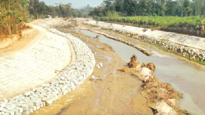 ড্যামের নকশায় ত্রুটি, প্রকল্পের  মেয়াদ শেষেও শুরু হয়নি কাজ