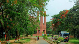 জাকসু নেতাদের হল ছাড়ার নিয়ম শিথিল, ক্ষোভ প্রকাশ