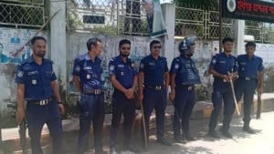 তবুও কর্মসূচি পালনে অনড় এনসিপি, পরিস্থিতি পর্যবেক্ষণ করছে বিএনপি