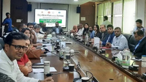 প্লাস্টিক পুনঃব্যবহারে ভ্যাট-ট্যাক্স নয়, প্রয়োজন প্রণোদনা