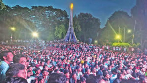 চট্টগ্রাম বিশ্ববিদ্যালয়ে ভোরের ফুটবল-আনন্দ