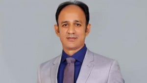 আরও দুই মামলায় জামিন পেলেন ব্যারিস্টার সুমন