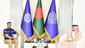 আইজিপির সঙ্গে সৌদি রাষ্ট্রদূতের সাক্ষাৎ
