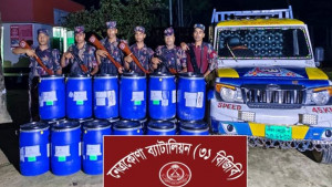নেত্রকোণা সীমান্তে ৫০ লাখ টাকার ভারতীয় কেমিক্যাল ও মিনি ট্রাক জব্দ