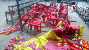 সাবেক এমপিকে প্রধান অতিথি করায় ভাঙচুর প্যান্ডেল, চেয়ার-টেবিল