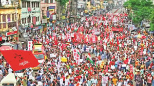 ভারতে শিক্ষার্থীরা অনড়, ২৪ ঘণ্টার  আলটিমেটাম