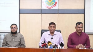 ‎৬৬০০ এমএফএস অ্যাকাউন্ট-সংবলিত সিম জব্দ, গ্রেপ্তার ৬