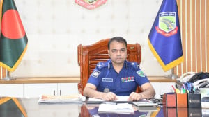 হাইওয়ে পুলিশের প্রধান হিসেবে যোগ দিলেন ফারুক আহমেদ 