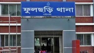 গাইবান্ধায় কৃষককে গলা কেটে হত্যা, পাশেই পড়ে ছিল ছুরি