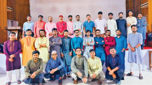 বছরজুড়ে সৃজনশীল কর্মকাণ্ড