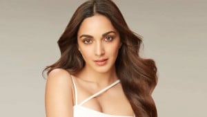 ঘনিষ্ঠ দৃশ্যে অভিনয়, তোপের মুখে কিয়ারা আদভানি