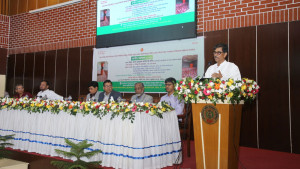 পেঁয়াজ সংরক্ষণে কৃষক পর্যায়ে আরও ১৫ হাজার এয়ার ফ্লো মেশিন দেওয়া হবে: কৃষিমন্ত্রী 