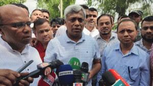 বন্যা পরিস্থিতি স্বাভাবিক হওয়ার পর পুনর্বাসন কার্যক্রমকে অগ্রাধিকার: প্রতিমন্ত্রী
