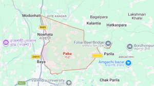 রাজশাহীতে ছুরিকাঘাতে নারীর মৃত্যু, অভিযুক্তের বাড়িতে আগুন