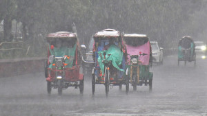 সারাদেশে ভারী বৃষ্টির সতর্কবার্তা, চলবে এক সপ্তাহ