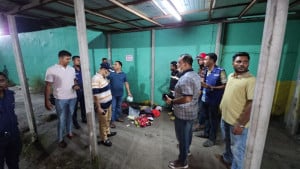 তালাবদ্ধ ব্যাগে বোমা আতঙ্ক খুলে মিলল পুরোনো কাপড়