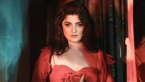 ধর্ষণ মামলায় সহকারী গ্রেপ্তার, কী পদক্ষেপ নিলেন শ্রাবন্তী