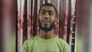 স্ত্রীকে হত্যা করেছেন ভেবে থানায় স্বামীর আত্মসমর্পণ, ঢামেকে আশঙ্কাজনক অবস্থায় স্ত্রী
