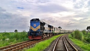 সিগন্যালের তার চুরিতে বিঘ্নিত রেল চলাচল