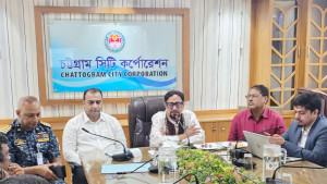 বৃষ্টিতে ক্ষতিগ্রস্ত সড়ক দ্রুত সংস্কার করা হবে: চসিক মেয়র