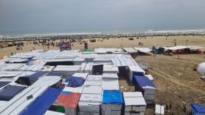 কক্সবাজার সৈকতে ‘সব ব্যবসায়ী কার্ড’ বাতিল