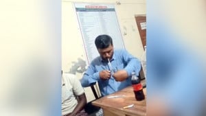 বিএনপি নেতার ইয়াবা সেবনের ভিডিও ভাইরাল, তদন্তে কমিটি করার সিদ্ধান্ত