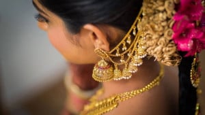 স্বর্ণের দাম ভরিতে কমলো ৬ হাজার ৫৯১ টাকা