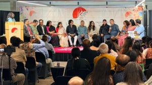 ভার্জিনিয়ায় আয়োজন ও বিষয় বৈচিত্র্যে মুগ্ধ করল বাংলা সাহিত্য উৎসব