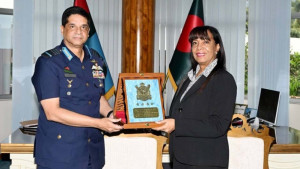 বিমানবাহিনী প্রধানের সঙ্গে জাতিসংঘের আবাসিক সমন্বয়কারীর সাক্ষাৎ