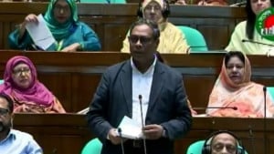 বাংলাদেশে চিকিৎসায় রোগীর খরচ ৮০%, মালদ্বীপে ১৮%