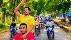 চবিতে নিষিদ্ধ ছাত্রলীগের শোডাউন, ভিডিও ভাইরাল