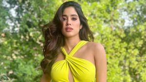 ‘পেড্ডি’ বিতর্কের মাঝে নতুন করে আলোচনায় জাহ্নবী