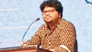 স্মৃতির ক্যানভাসে  হ‌ুমায়ূন আহমেদ