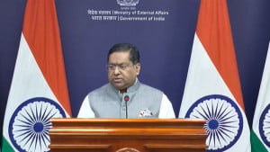 অবৈধ বাংলাদেশিদের ফেরত পাঠাতে নিজস্ব আইনে ব্যবস্থা