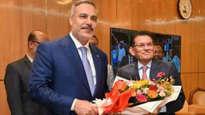 কৌশলগত সম্পর্ক জোরদার করতে  চায় তুরস্ক