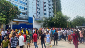 ঈদের ছুটি শেষে কারখানায় গিয়ে জানলেন চাকরিচ্যুত