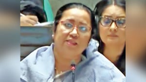 পার্ক- খেলার মাঠে চলে মাদকের কারবার